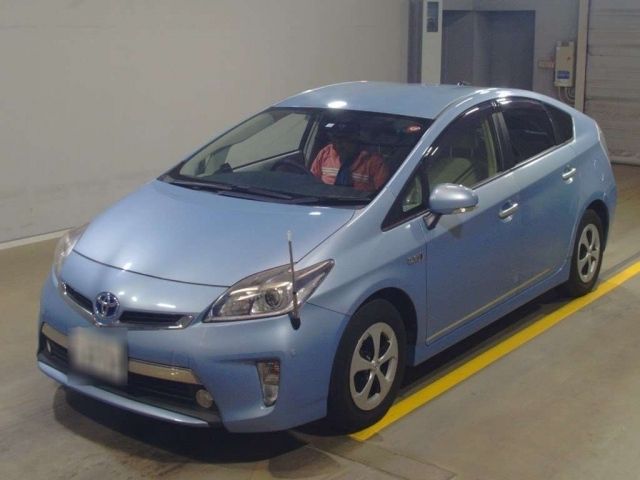 376 Toyota Prius phv ZVW35 2012 г. (TAA Yokohama)